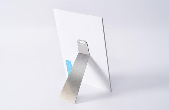 Desktop Standing Easel