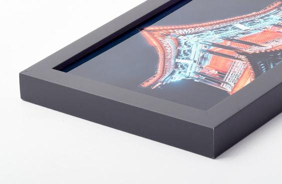 Standard Frame // Charcoal