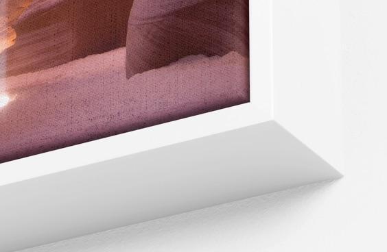 Canvas Floater Frame // White